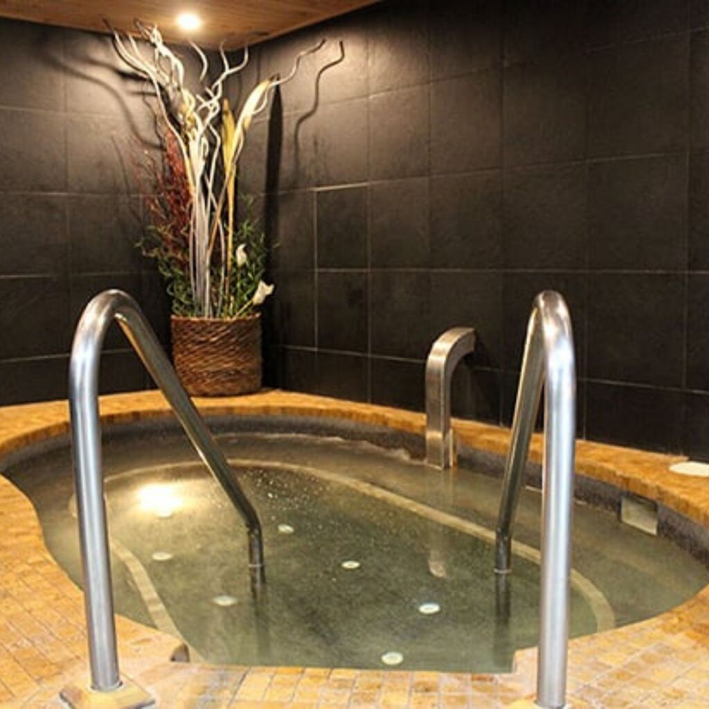 Club Toronto Spa